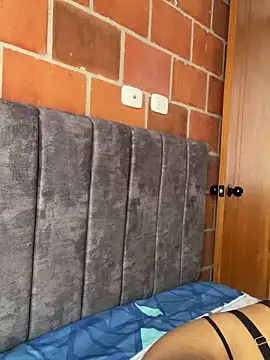 RoxyRoss  online show from 03-04-25, 03:15