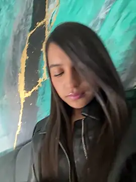 RoxyRoss  online show from 12-03-25, 02:26