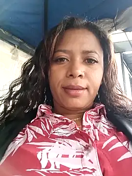 cindy damm online show from 10-22-25, 07:35