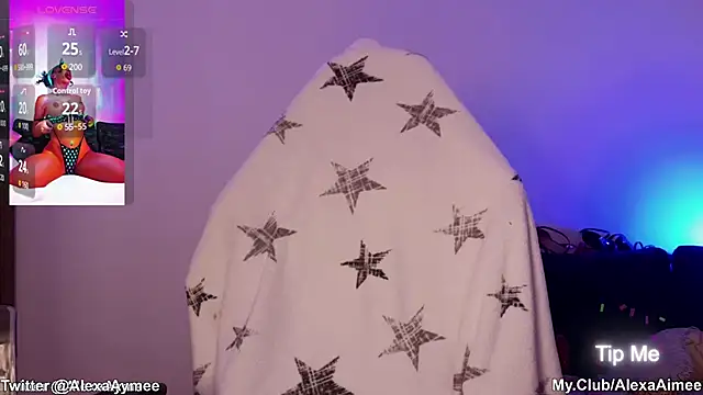 Snapshot of AlexaAimee chatting on 10-26-25, 10:15 AlexaAimee online show from 10-26-25, 10:15