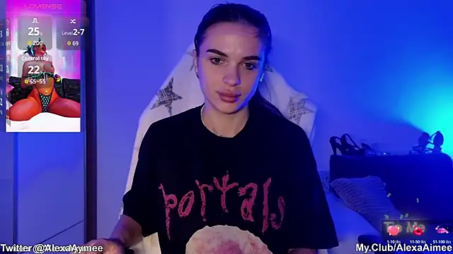 Snapshot of AlexaAimee chatting on 11-09-25, 09:40 AlexaAimee online show from 11-09-25, 09:40