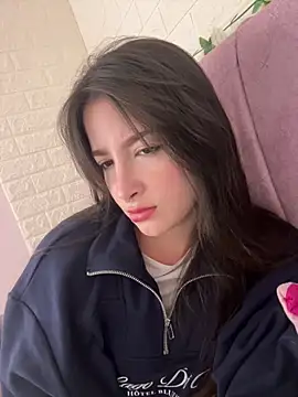 Snapshot of annaharper- chatting on 01-10-25, 10:25 annaharper- online show from 01-10-25, 10:25