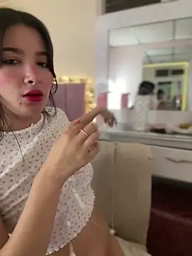 Snapshot of annaharper- chatting on 02-02-25, 07:20 annaharper- online show from 02-02-25, 07:20