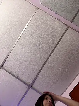 Snapshot of annaharper- chatting on 09-13-25, 09:36 annaharper- online show from 09-13-25, 09:36