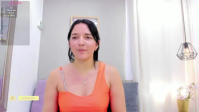  EmilyJireh  online show from 01-13-25, 07:42