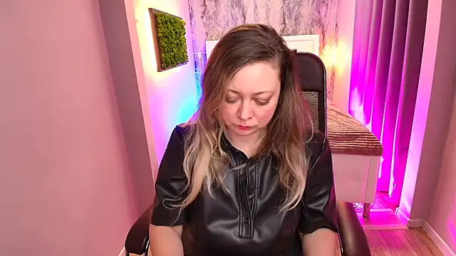 JesiaFoxi online show from 12-29-24, 12:55