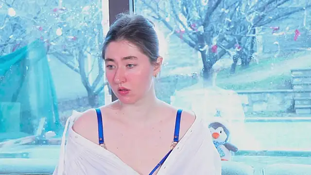 Snapshot of GentleSparkMay chatting on 02-09-25, 09:47 GentleSparkMay online show from 02-09-25, 09:47