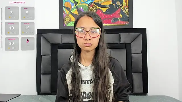 Snapshot of tatiana_valencia chatting on 01-17-25, 11:59 tatiana valencia online show from 01-17-25, 11:59