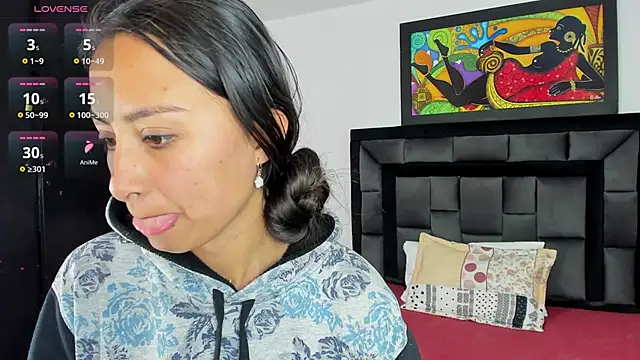 Snapshot of tatiana_valencia chatting on 02-05-25, 04:25 tatiana valencia online show from 02-05-25, 04:25