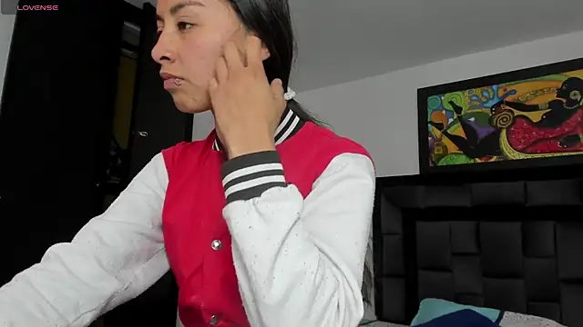 Snapshot of tatiana_valencia chatting on 02-09-25, 01:03 tatiana valencia online show from 02-09-25, 01:03