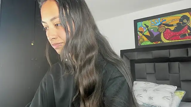 Snapshot of tatiana_valencia chatting on 02-11-25, 03:08 tatiana valencia online show from 02-11-25, 03:08