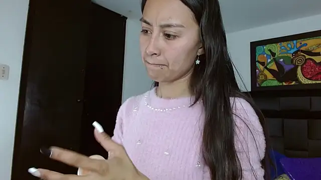 Snapshot of tatiana_valencia chatting on 02-18-25, 03:43 tatiana valencia online show from 02-18-25, 03:43