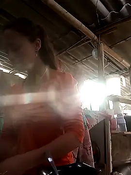 Snapshot of tatiana_valencia chatting on 03-02-26, 05:42 tatiana valencia online show from 03-02-26, 05:42