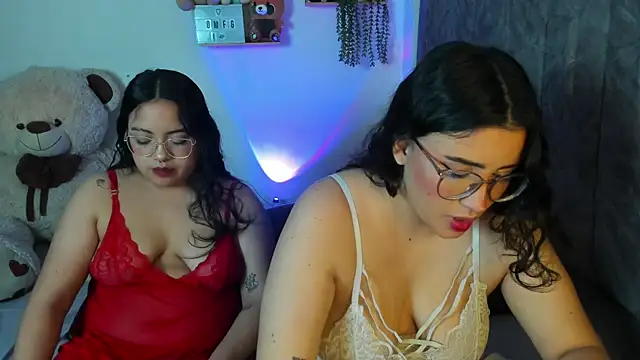 maddie-and-chelsea- online show from 11-18-25, 10:31