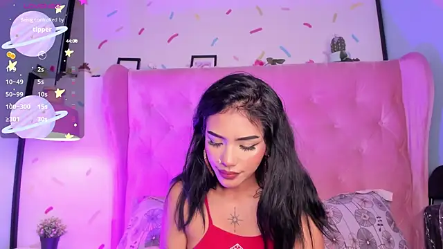 Giovanna oliveira online show from 12-04-24, 11:52