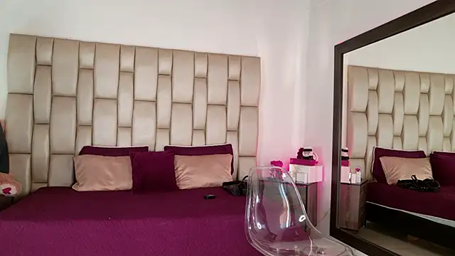 Alexa Miss online show from 11-03-25, 07:59