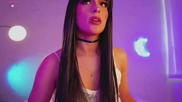 Samara Gray online show from 11-30-25, 06:56