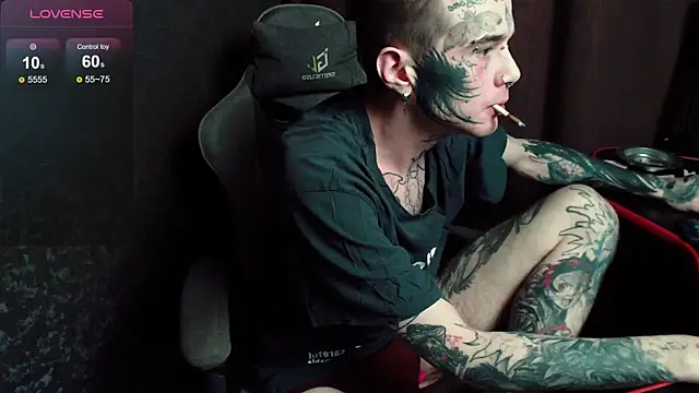 lonelycrystal online show from 10-29-25, 05:47