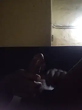 Snapshot of Luiz_199 chatting on 12-17-24, 10:22 Luiz 199 online show from 12-17-24, 10:22