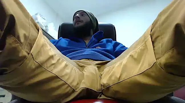 Snapshot of hardbigcock16 chatting on 02-20-25, 10:48 hardbigcock16 online show from 02-20-25, 10:48