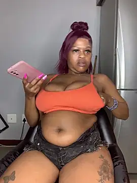 Snapshot of Boobylicious_BB chatting on 01-18-26, 08:01 Boobylicious BB online show from 01-18-26, 08:01