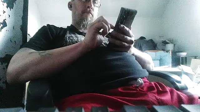 Snapshot of slickwill123 chatting on 03-11-26, 07:42 slickwill123 online show from 03-11-26, 07:42