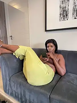 Cocowett online show from 02-18-26, 10:55