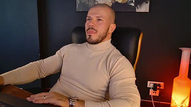 Snapshot of AngeloEric chatting on 10-21-25, 10:49 AngeloEric online show from 10-21-25, 10:49