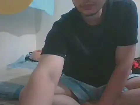 Snapshot of Gasparin32 chatting on 03-01-25, 02:04 Gasparin32 online show from 03-01-25, 02:04