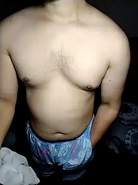 Snapshot of Gasparin32 chatting on 03-16-25, 06:44 Gasparin32 online show from 03-16-25, 06:44