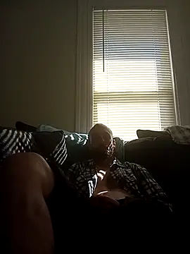 armdy371 online show from 10-21-25, 04:51