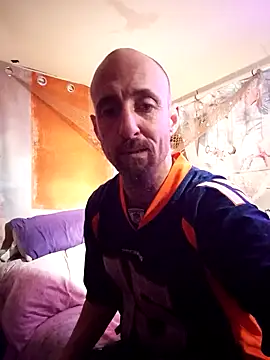 Snapshot of armdy371 chatting on 01-05-26, 07:17 armdy371 online show from 01-05-26, 07:17