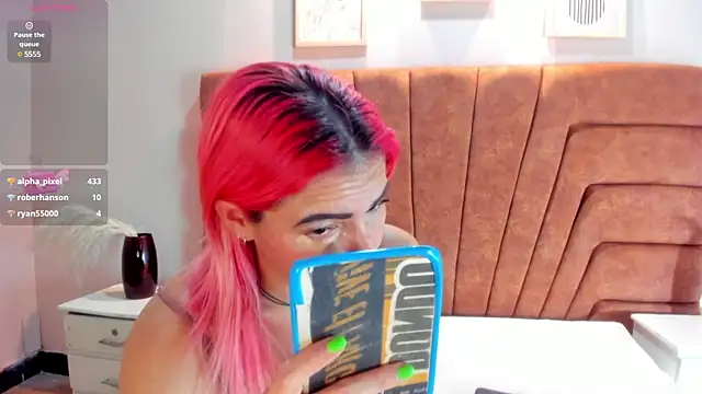 NIKI SANTANA online show from 01-22-25, 04:13