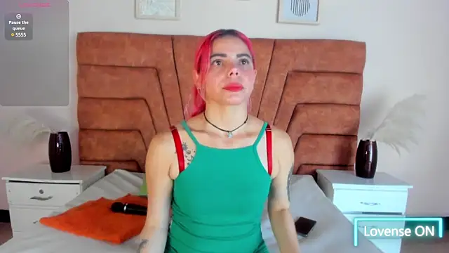 NIKI SANTANA online show from 01-31-25, 04:14
