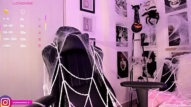 Lexyjoycce online show from 10-30-25, 08:42