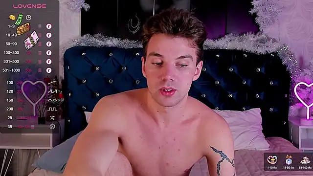 ArthurWhitee online show from 01-10-25, 10:39