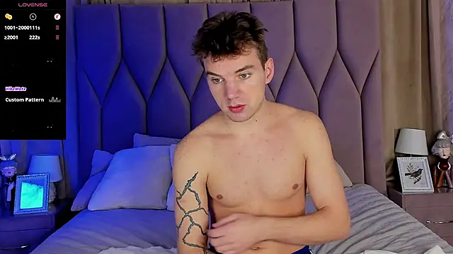 ArthurWhitee online show from 01-31-25, 03:09