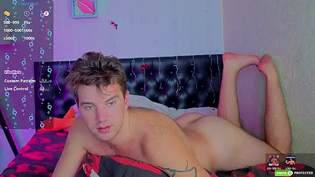 ArthurWhitee online show from 02-15-26, 07:51