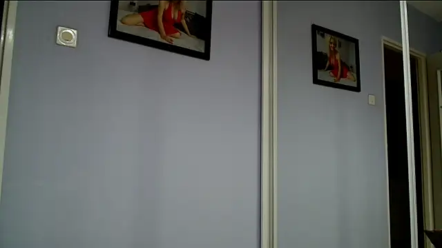 Snapshot of sexyjennyeu chatting on 02-18-25, 08:36 sexyjennyeu online show from 02-18-25, 08:36