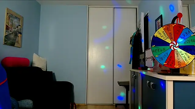 Snapshot of sexyjennyeu chatting on 09-10-25, 07:58 sexyjennyeu online show from 09-10-25, 07:58