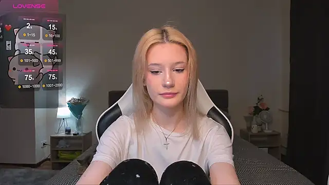 DearLia online show from 12-26-24, 05:26