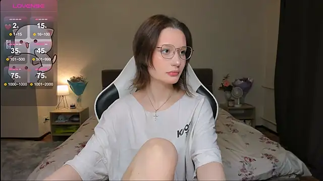 DearLia online show from 03-19-25, 08:54