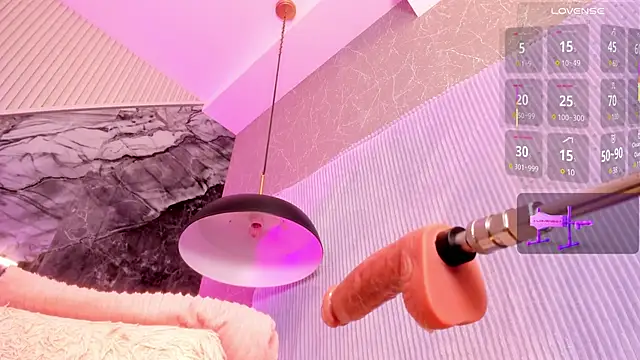 Snapshot of lennacooper chatting on 03-21-25, 10:17 lennacooper online show from 03-21-25, 10:17