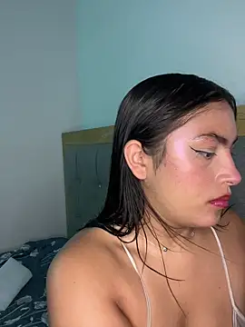 Snapshot of _Danaa chatting on 02-23-26, 07:22 Danaa online show from 02-23-26, 07:22