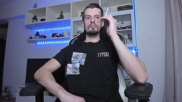 ToddClaytonn online show from 10-25-25, 09:20