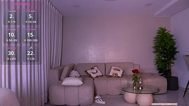 emily huddson  online show from 11-27-25, 12:35