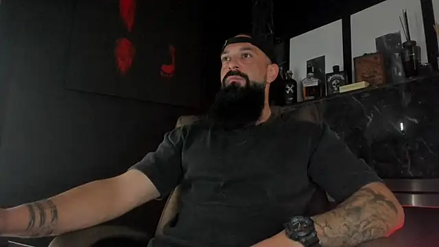 axxelrich  online show from 10-25-25, 04:09