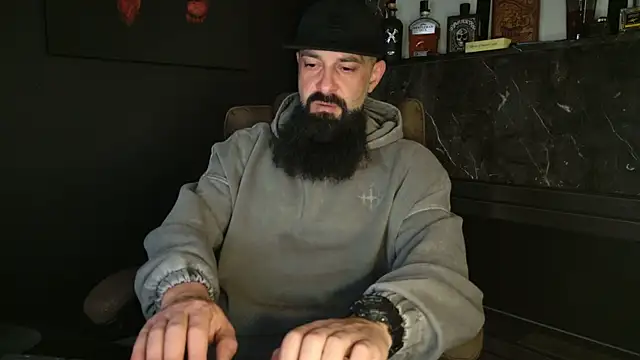 axxelrich  online show from 11-17-25, 04:51