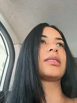 Laisabrazil online show from 11-29-25, 02:09