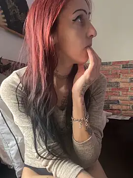 kriszy baby online show from 02-18-25, 09:21